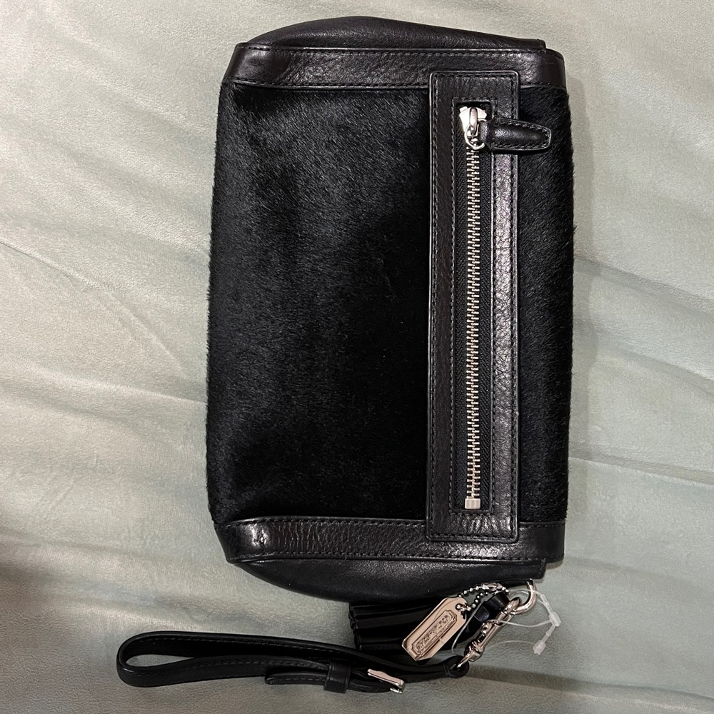 Coach - Picture 4 of 11